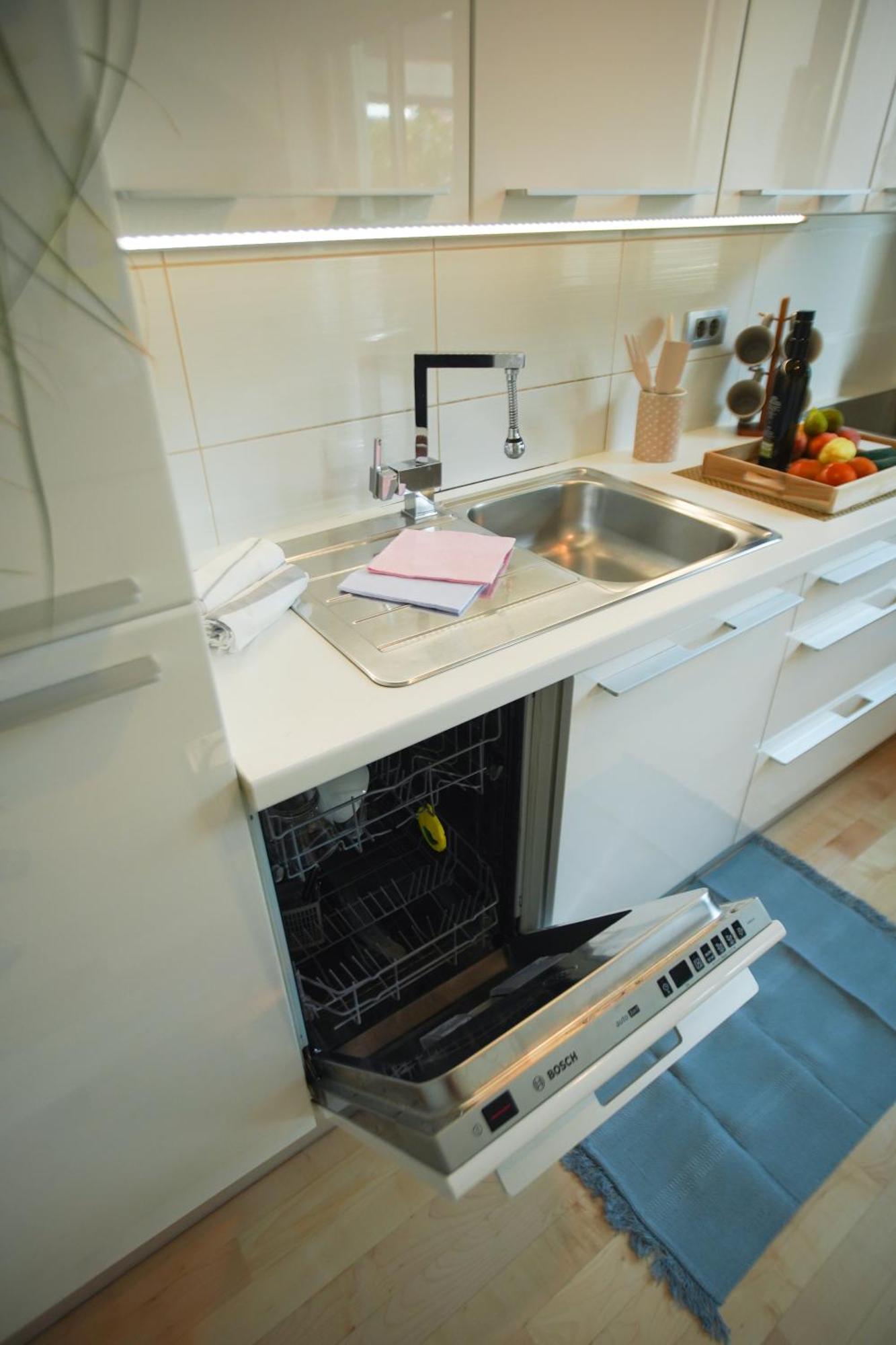 Elly Apartment Ankaran Bagian luar foto