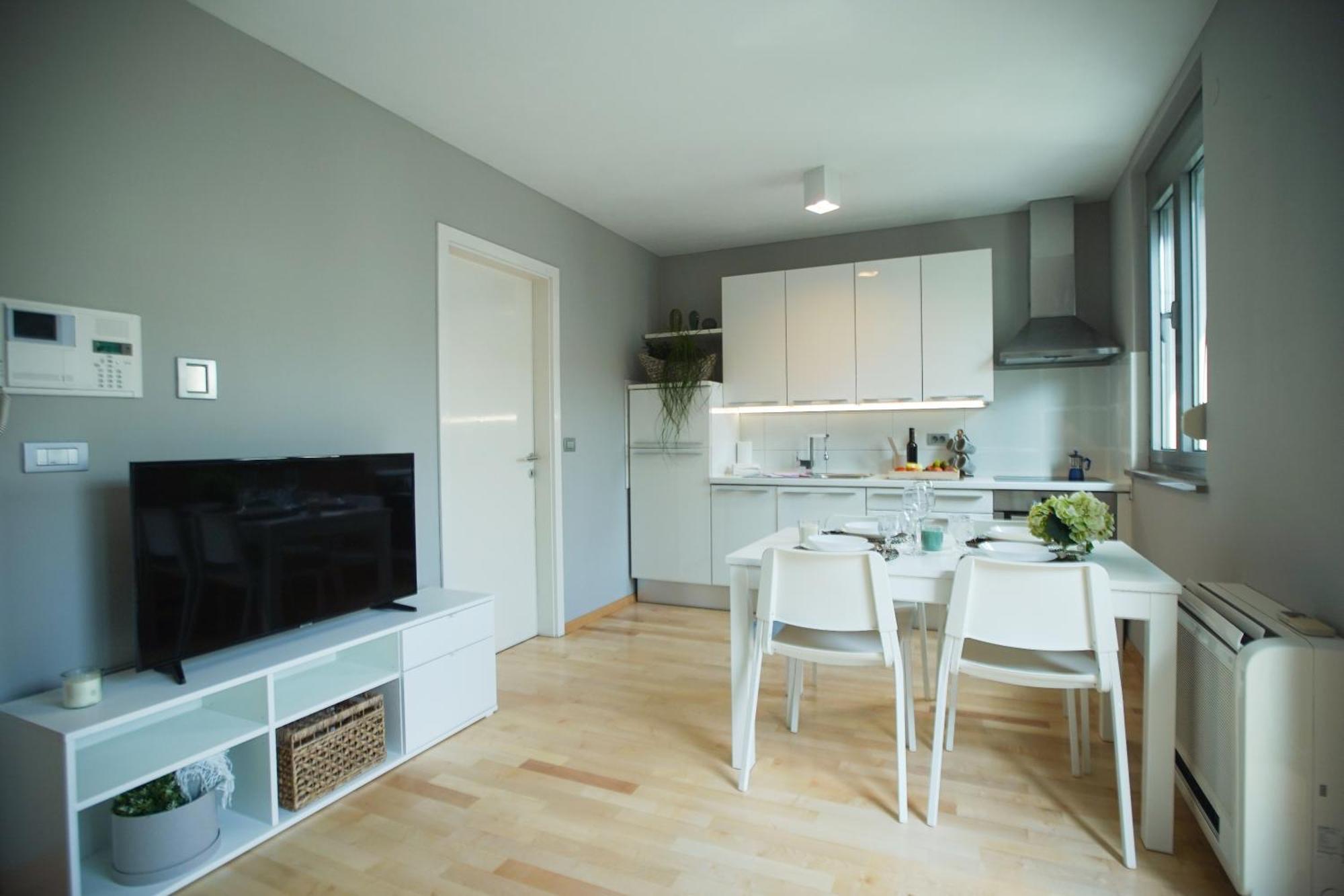 Elly Apartment Ankaran Bagian luar foto