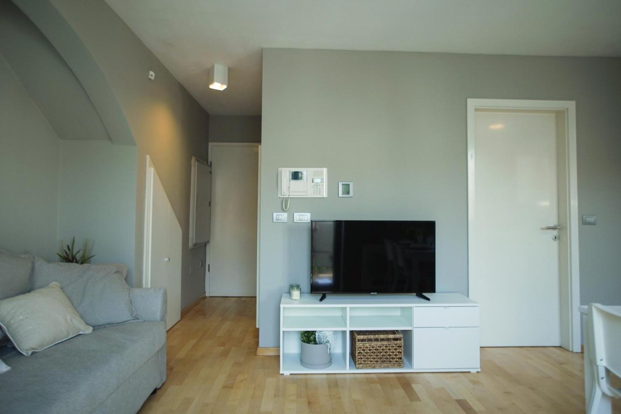 Elly Apartment Ankaran Bagian luar foto